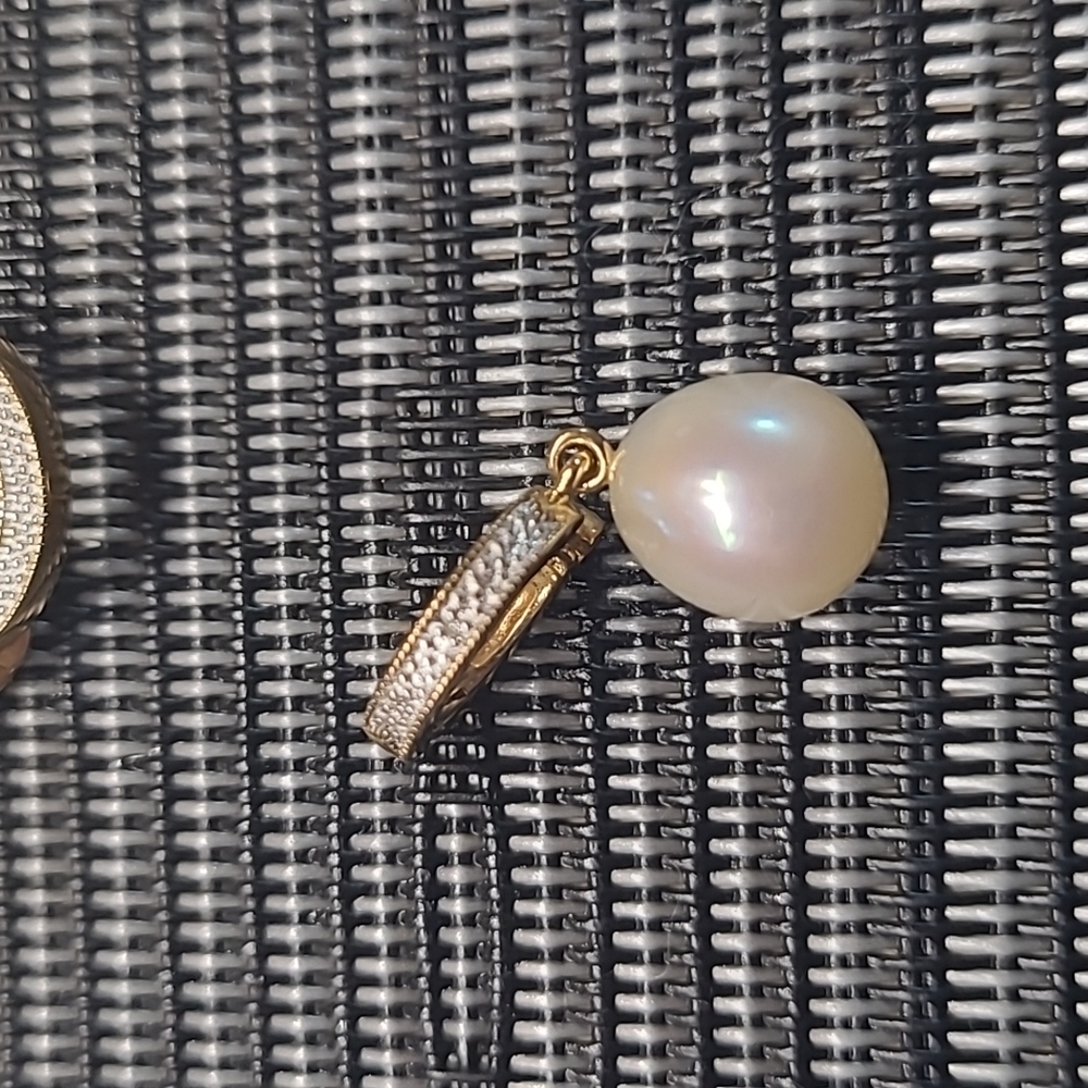 18" pearlustre Necklace - Picture 5 of 8